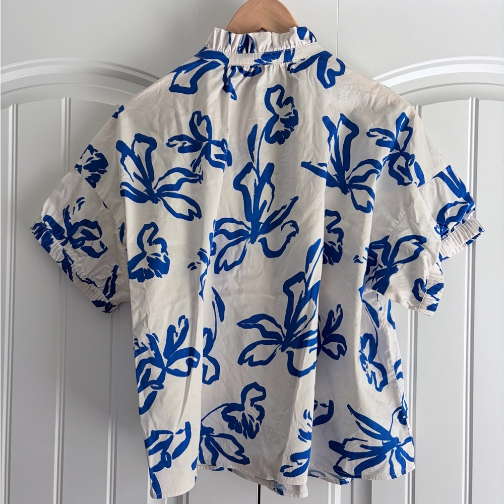 Crosby by Mollie Burch Britt Top Women's Blue White Size M EUC - Picture 6 of 10